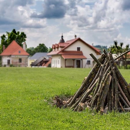 Villa Lypche Bešeňová Exteriér fotografie