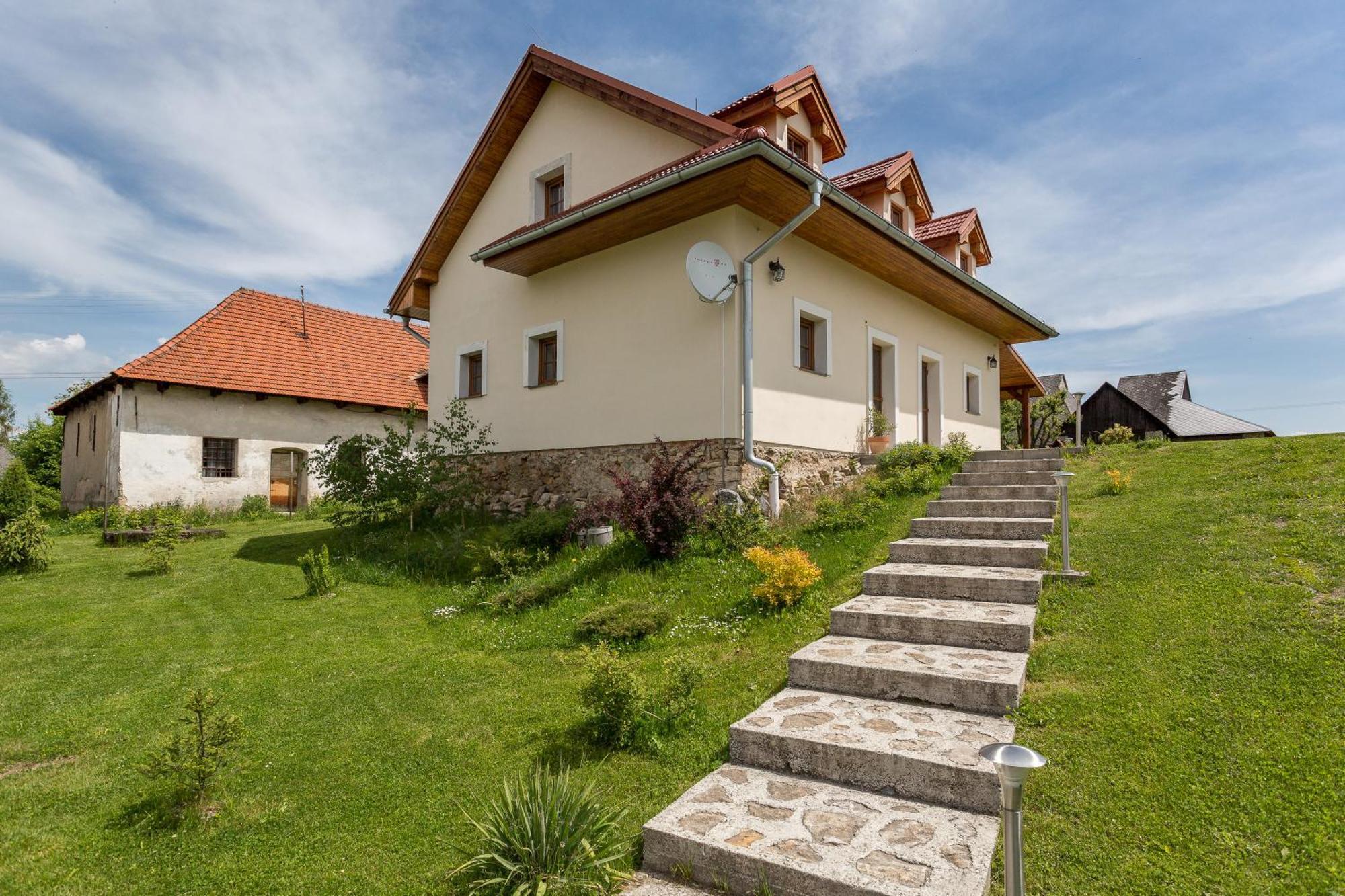 Villa Lypche Bešeňová Exteriér fotografie