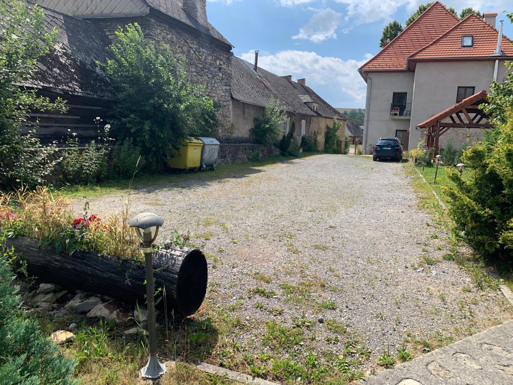 Villa Lypche Bešeňová Exteriér fotografie